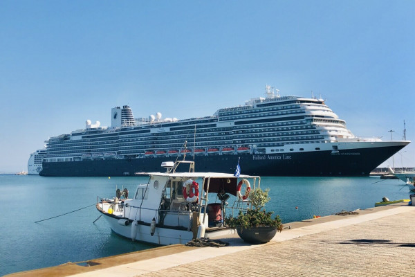 Kreuzfahrt-Expertin Sina Kirchner hat an Bord der Nieuw Statendam das Mittelmeer erkundet.