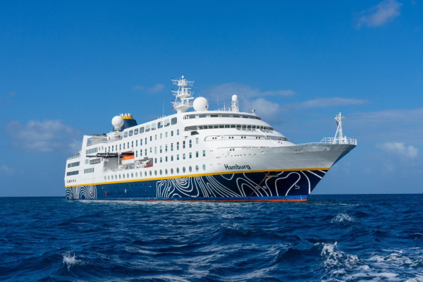 MS Hamburg auf hoher See