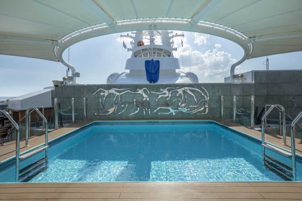 MSC Divina, MSC Yacht Club - The One Pool