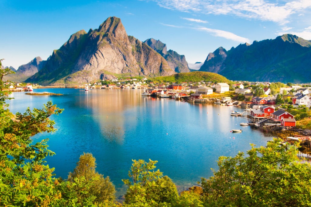 Maresol_AdobeStock_124584069_lofoten